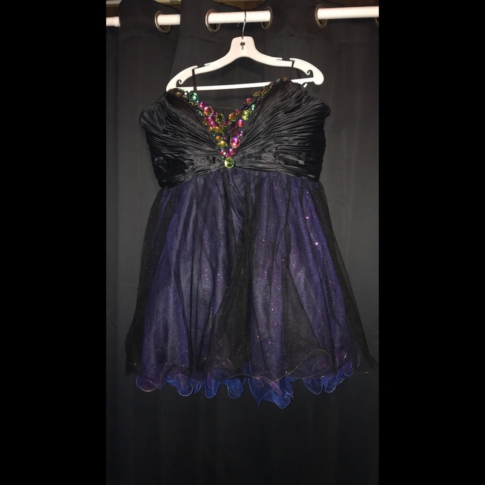 Size 20 homecoming/formal dress!